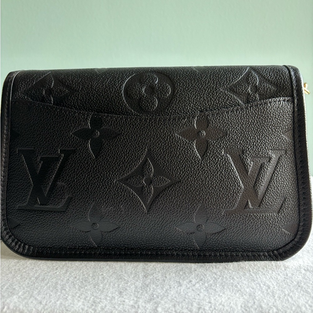 ❌SOLD ⭐️AUTHENTIC LOUIS VUITTON DIANE CONVERTIBLE CROSSBODY ⭐️ - Picture 13 of 16